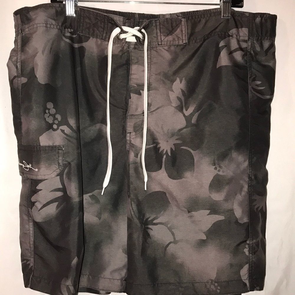 Panama Jack Mens Large Board Shorts Black Charcoal Floral Hibiscus Cargo Pocket‎